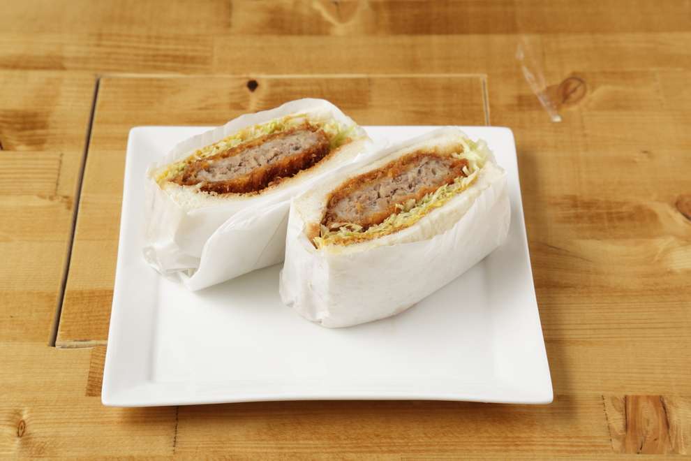 メンチカツサンド